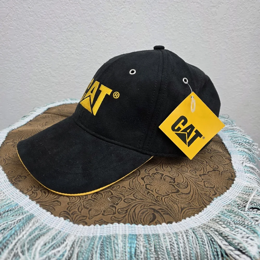 NWT Tucker Cat Hat Black Suede and Yellow Embroidered Logo Cap - Cat